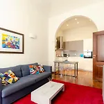 Mazzini 43, Rapallo, 85 Mq, 2b, 1b, Wi-fi, Air Conditioning, Available On Request Private Garage At 800mt From The At 20,00 Euro Per Night * Rapallo