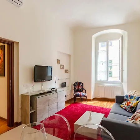 Appartement Mazzini 43, Rapallo, Apartment 85 Mq, 2B, 1B, Wi-Fi, Air Conditioning, Available On Request Private Garage At 800Mt From The Apartment At 20,00 Euro Per Night