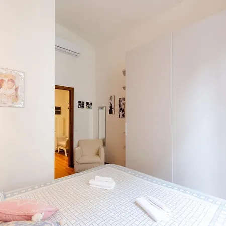 Mazzini 43, Rapallo, Apartment 85 Mq, 2B, 1B, Wi-Fi, Air Conditioning, Available On Request Private Garage At 800Mt From The Apartment At 20,00 Euro Per Night Appartement Rapallo