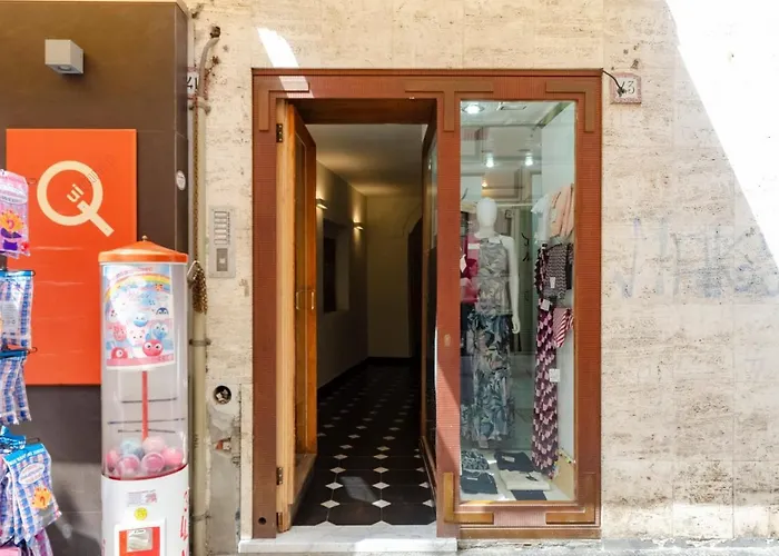 Lägenhet Mazzini 43, Rapallo, 85 Mq, 2b, 1b, Wi-fi, Air Conditioning, Available On Request Private Garage At 800mt From The At 20,00 Euro Per Night