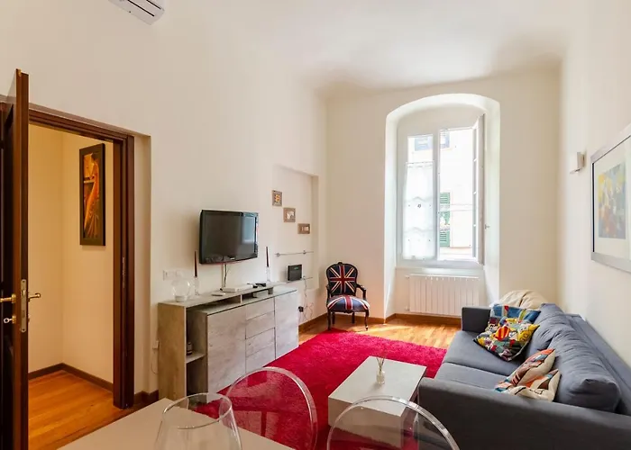 Lägenhet Mazzini 43, Rapallo, 85 Mq, 2b, 1b, Wi-fi, Air Conditioning, Available On Request Private Garage At 800mt From The At 20,00 Euro Per Night